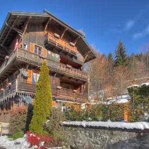 & Morzine, 4 Bedroom Ground Floor Montriond
